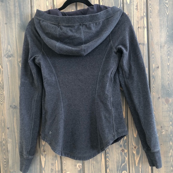 Lululemon 1/2 zip hoodie - Picture 3 of 9